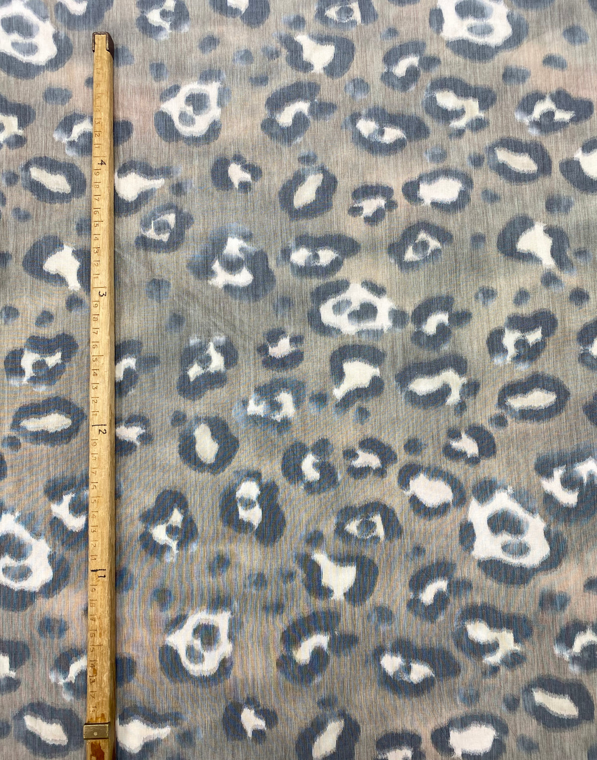 Washed Ikat leopard katoen/poly