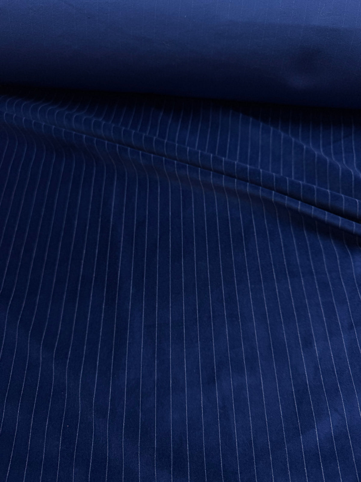 Velours krijtstreep helder inkt blauw