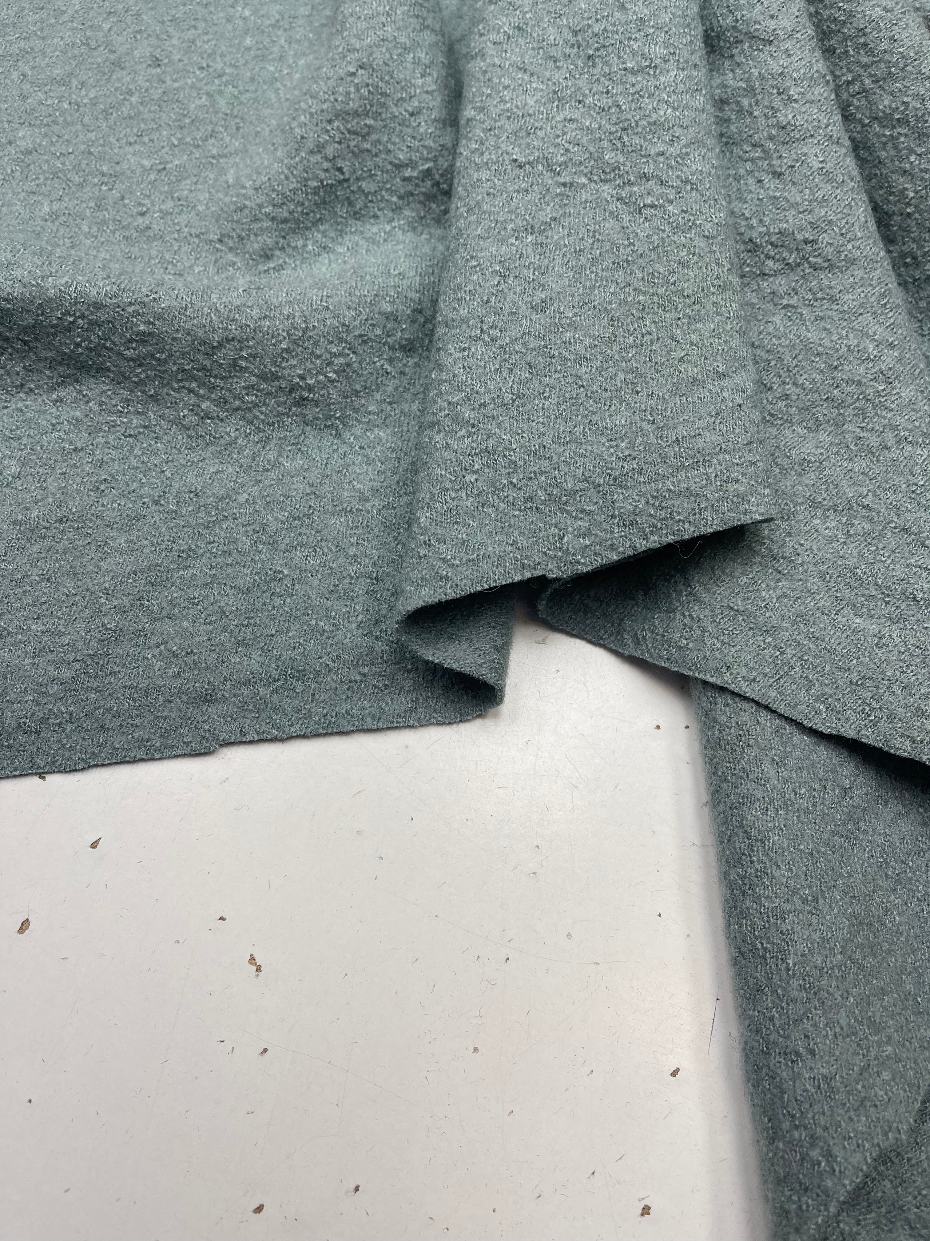 Gekookte wol / sage groen