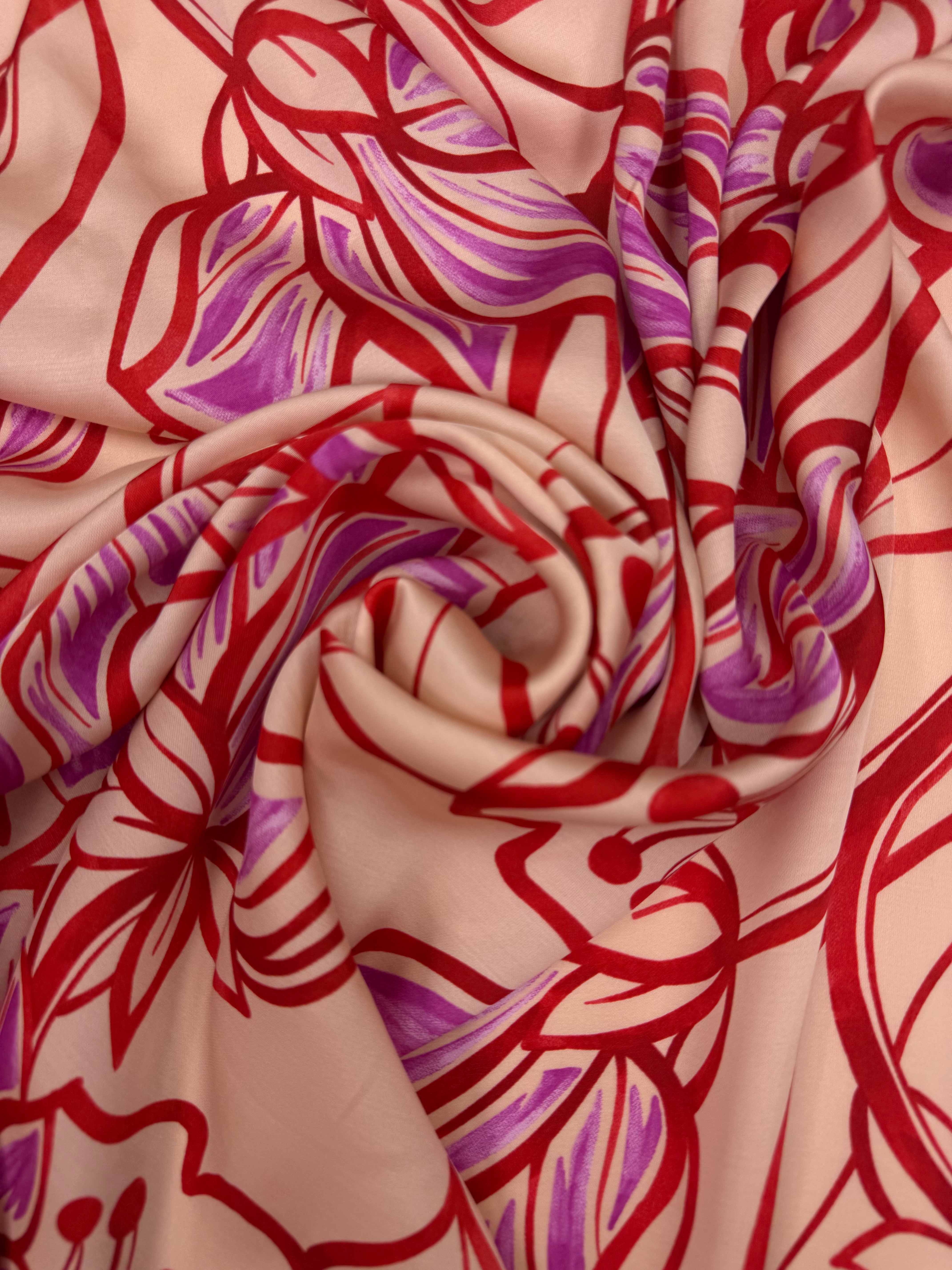 Viscose satijnbinding met tulp print