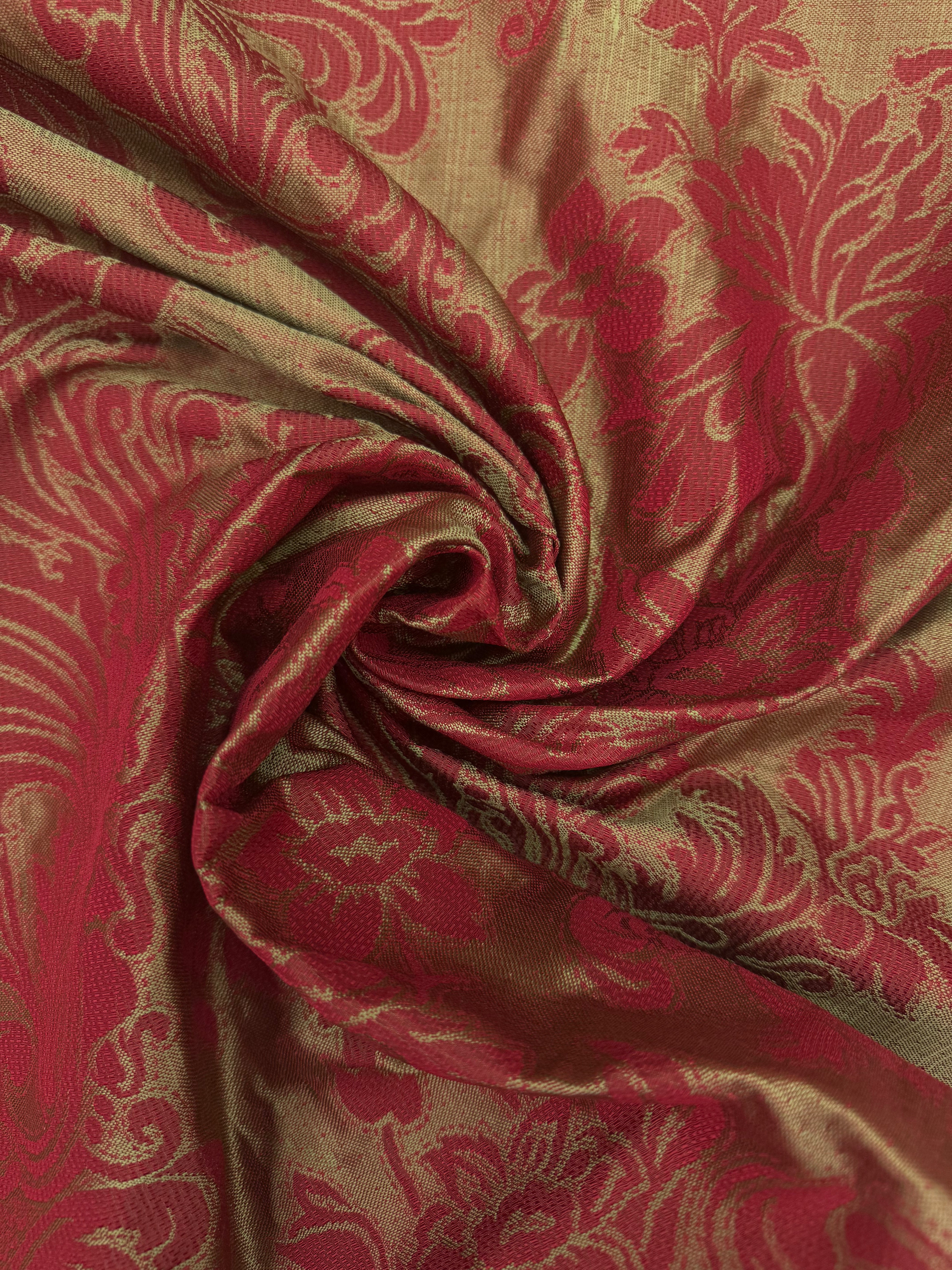 Jacquard zijden classic rood groen