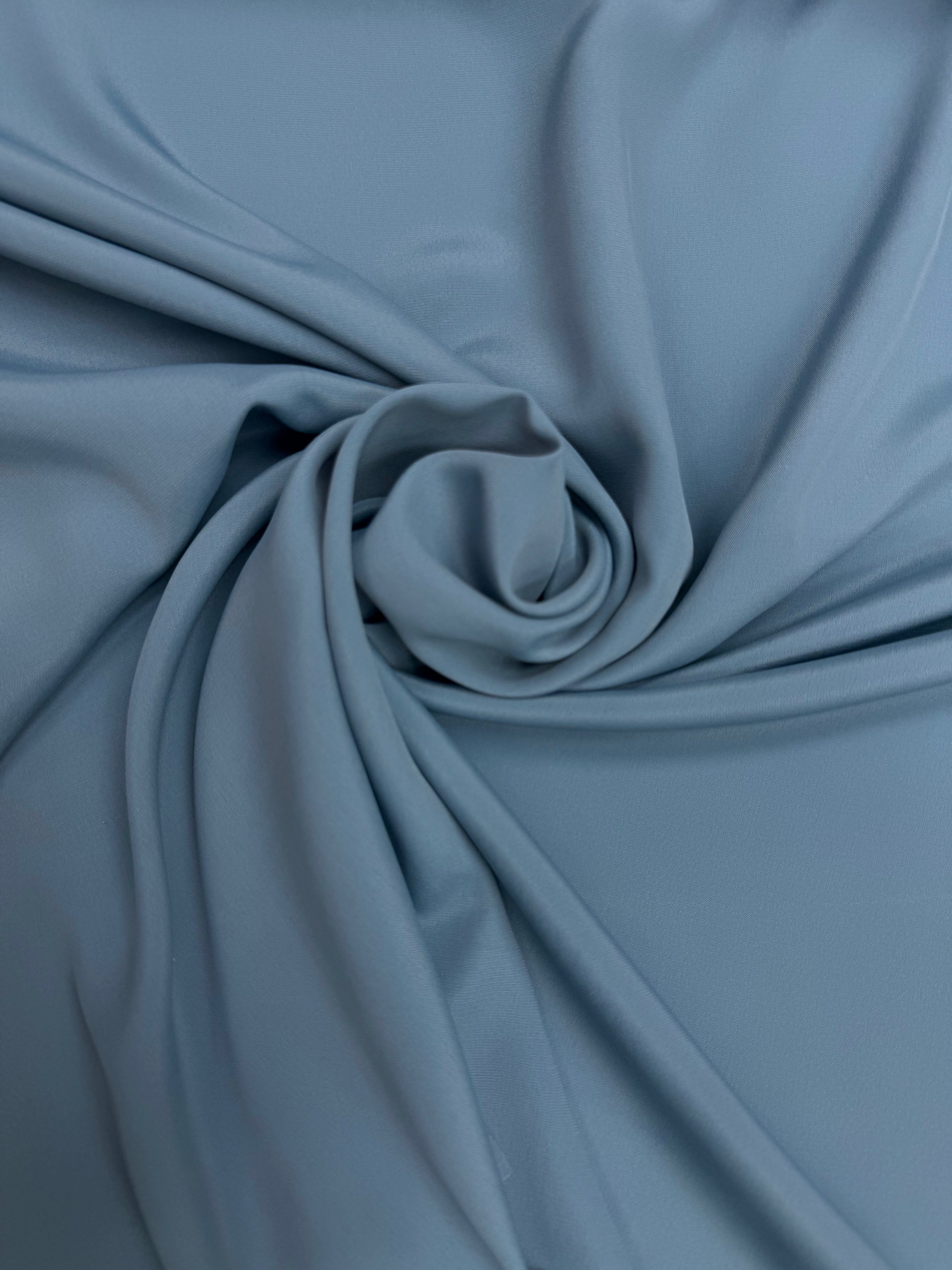 Crepe accetaat zijden vergrijsd blauw