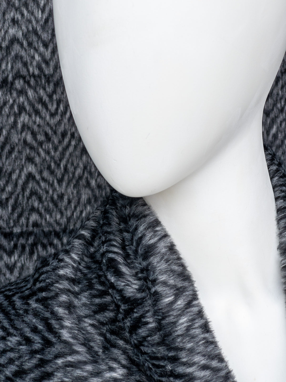 Mohair visgraat van bekend modehuis