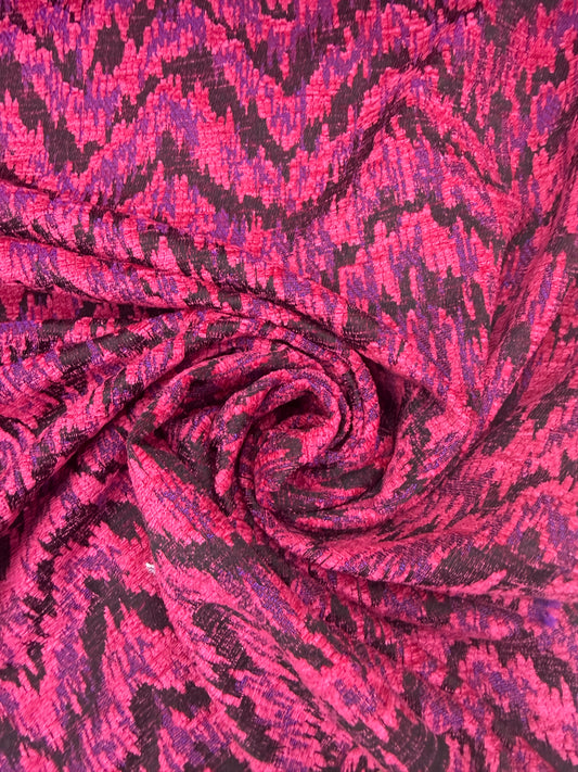 Jacquard zigzag cyclaam