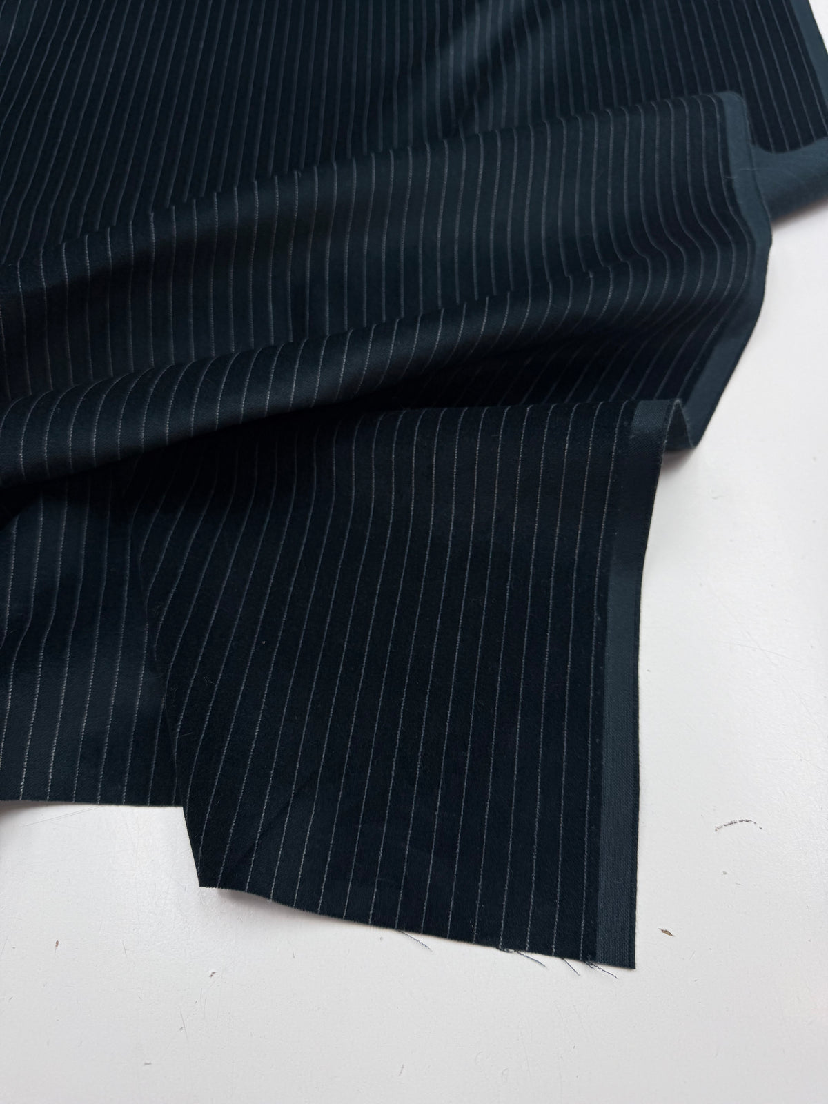Velours krijtstreep dark teal petrol