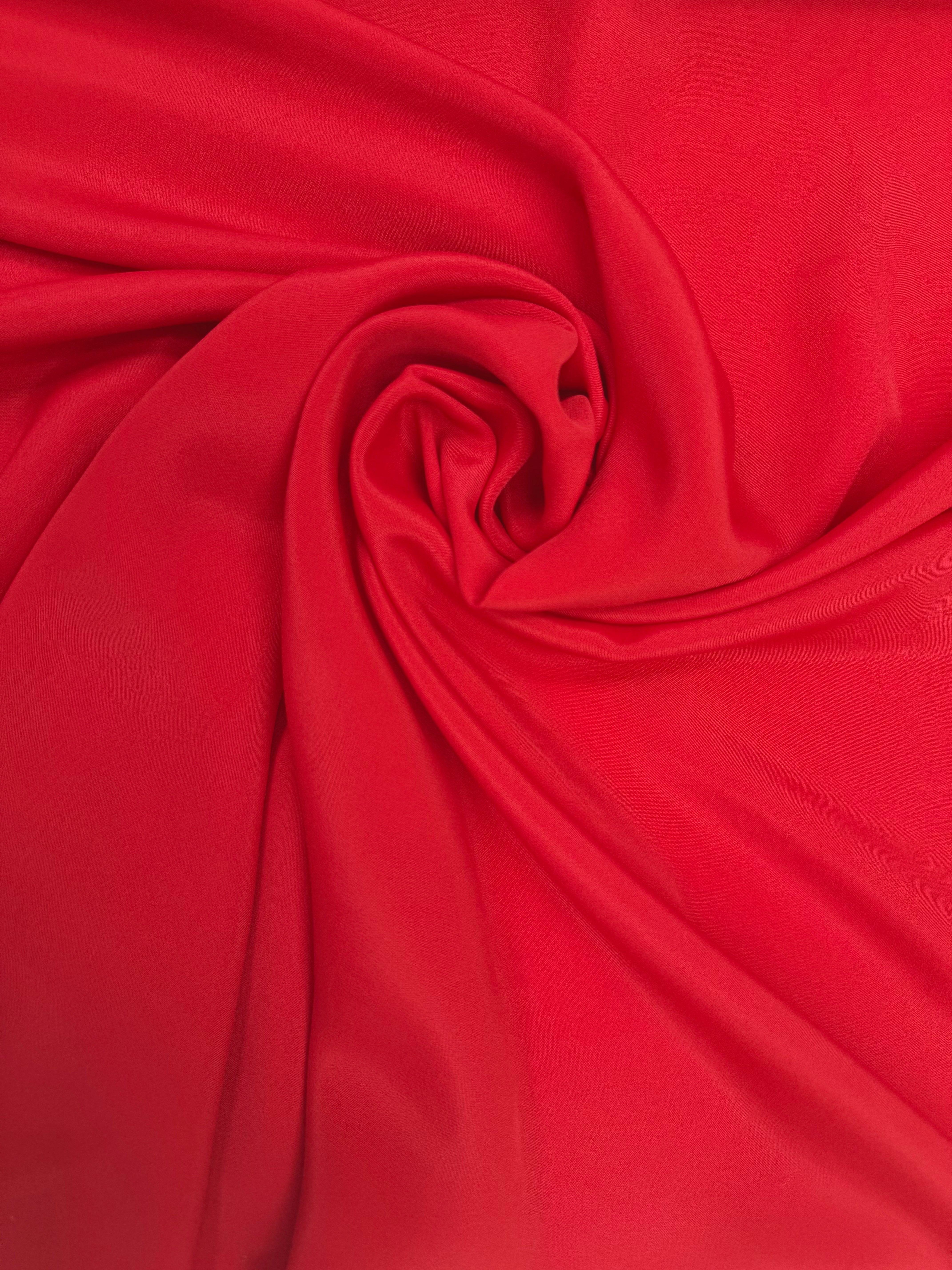 Crepe accetaat zijden rood
