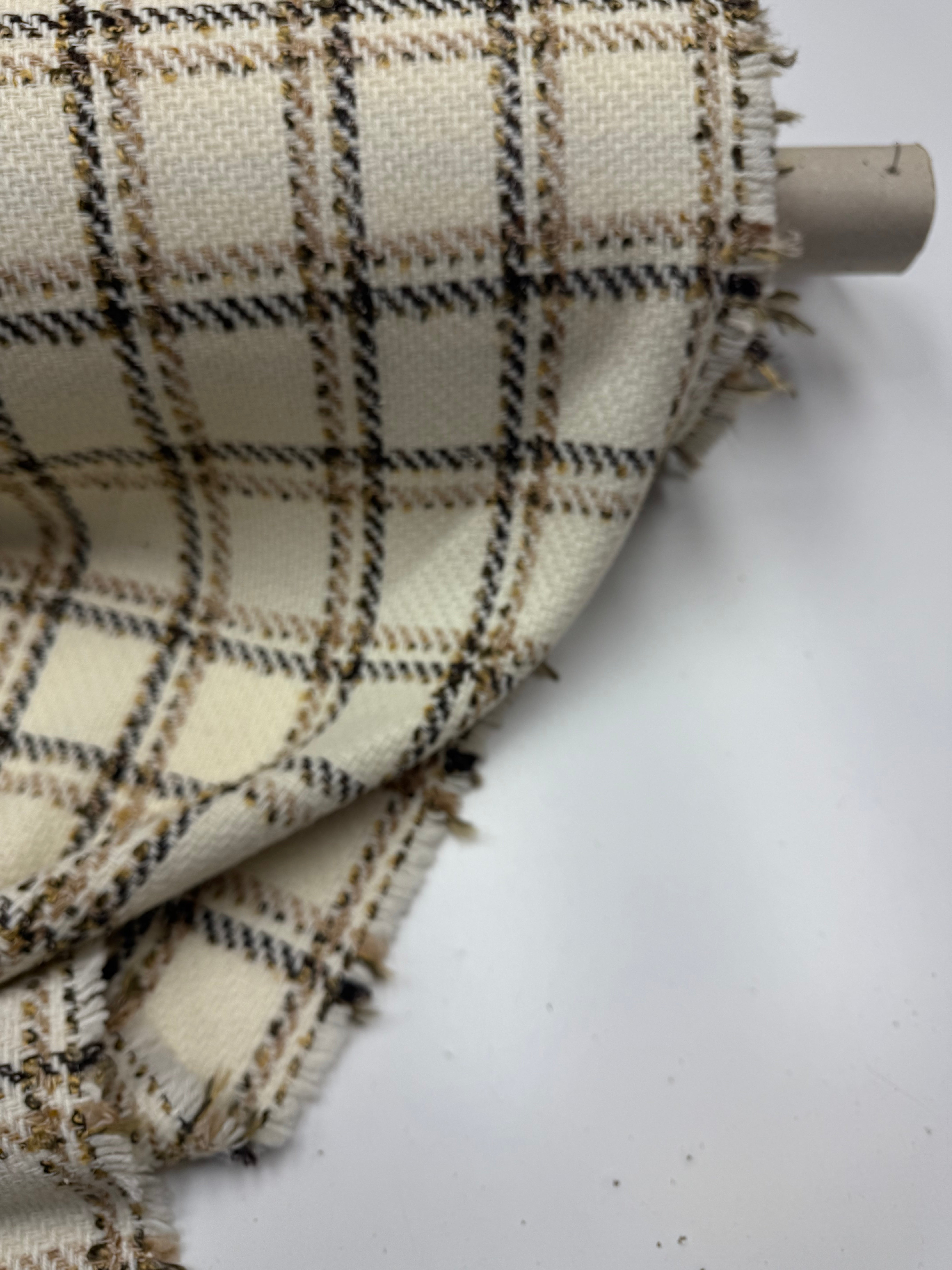 Wool check ecru camel brown