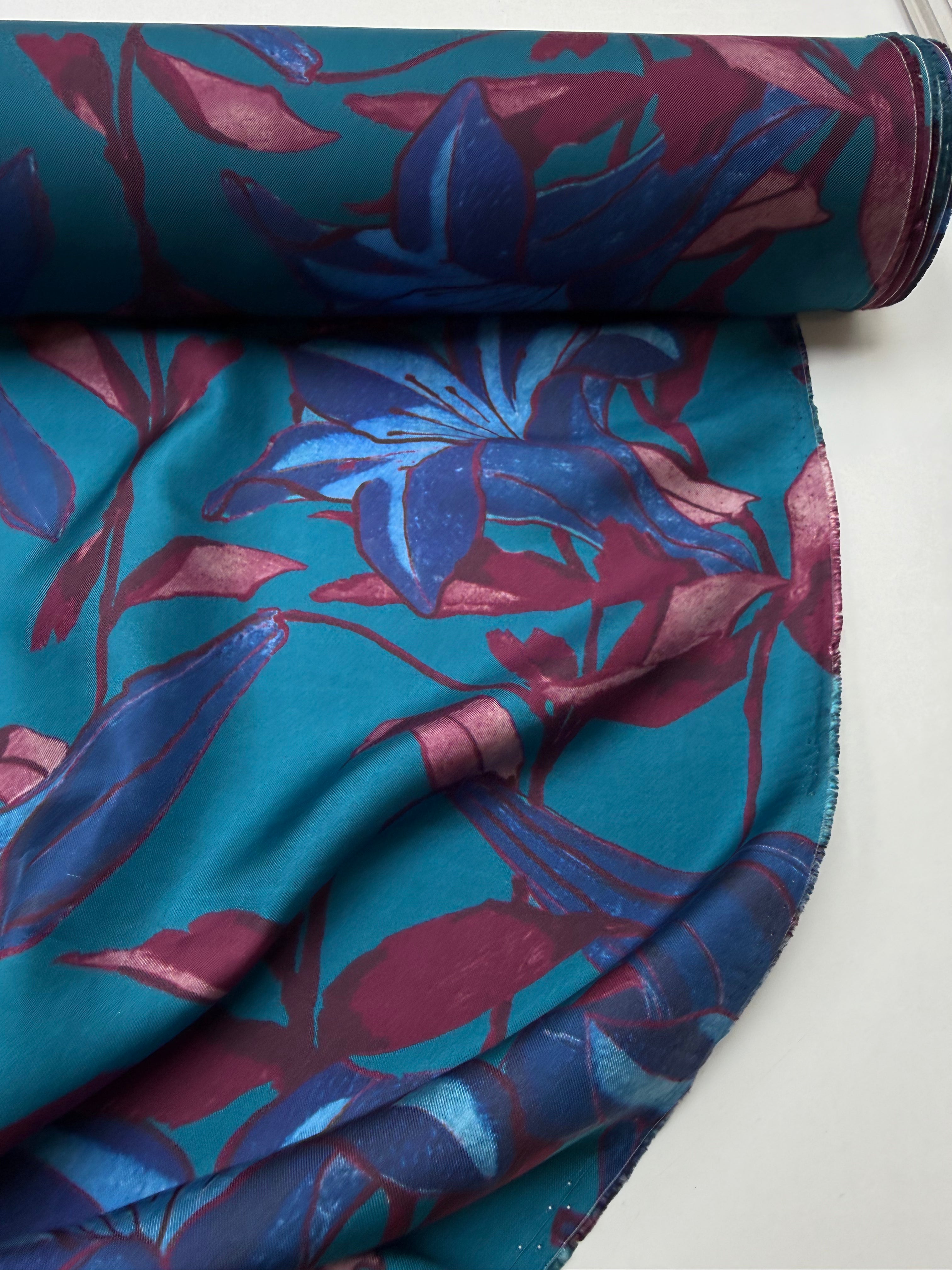 AW2026 Zijden twill floral petrol cerise burgundy