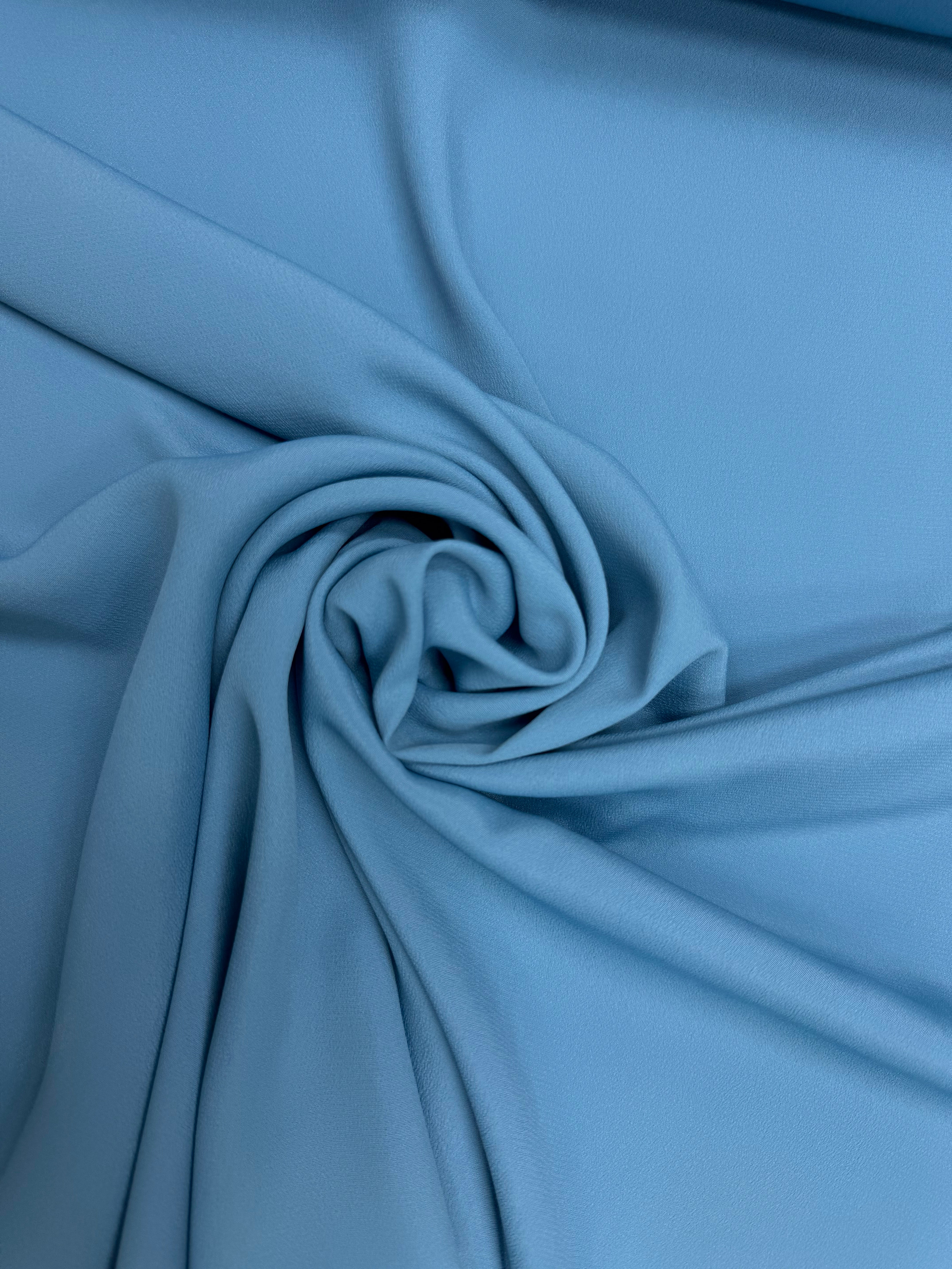 Crepe accetaat zijden midden blauw