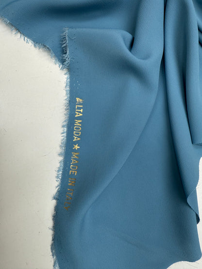 Crepe accetaat zijden midden blauw