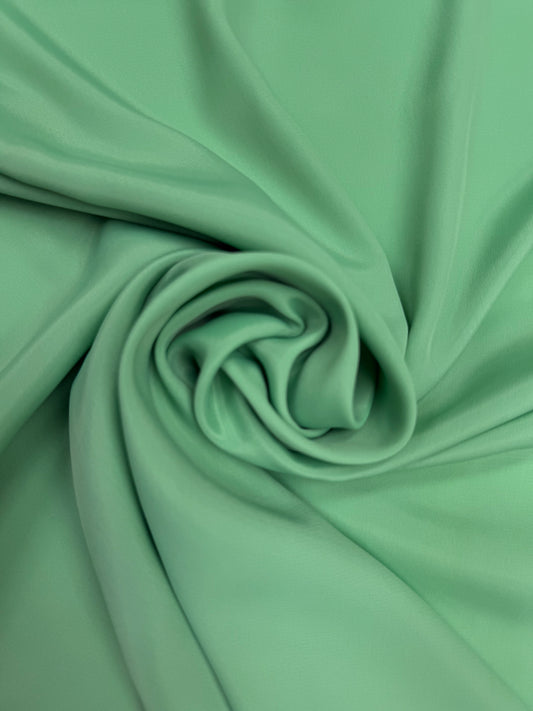 Crepe accetaat zijden soft green
