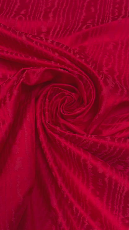 Jacquard Moiré red